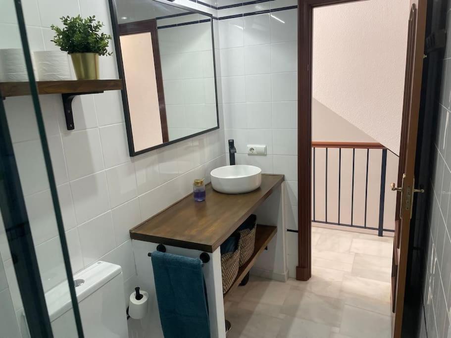 הוילה קוניל דה לה פרונטרה Casa Lola Conil, Azotea Al Mar Y Parking Solo Familias O Parejas מראה חיצוני תמונה