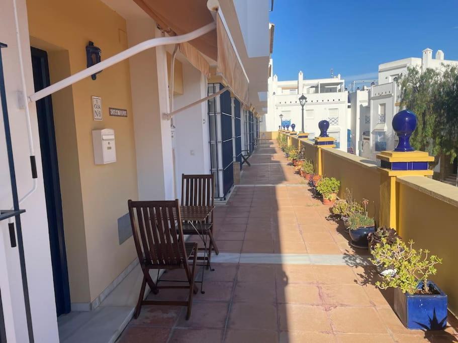 הוילה קוניל דה לה פרונטרה Casa Lola Conil, Azotea Al Mar Y Parking Solo Familias O Parejas מראה חיצוני תמונה
