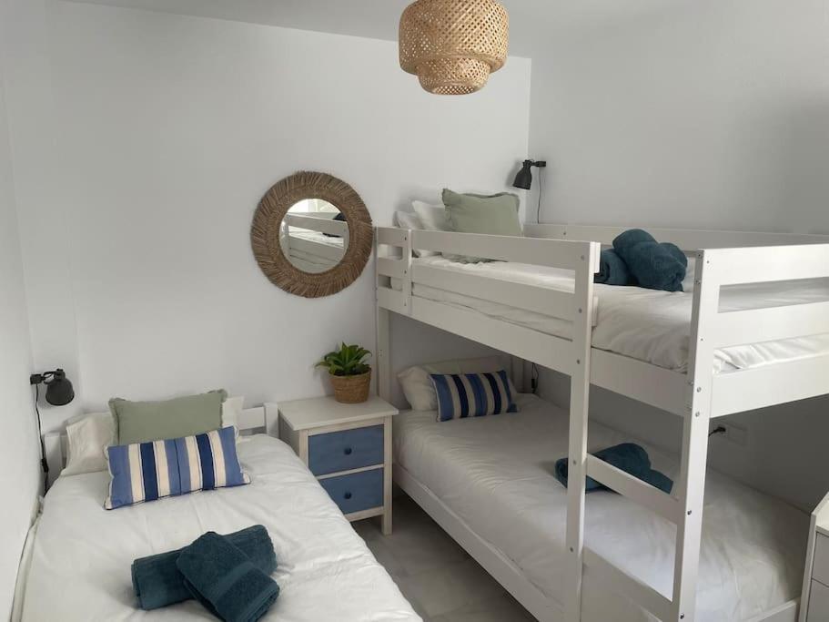 הוילה קוניל דה לה פרונטרה Casa Lola Conil, Azotea Al Mar Y Parking Solo Familias O Parejas מראה חיצוני תמונה