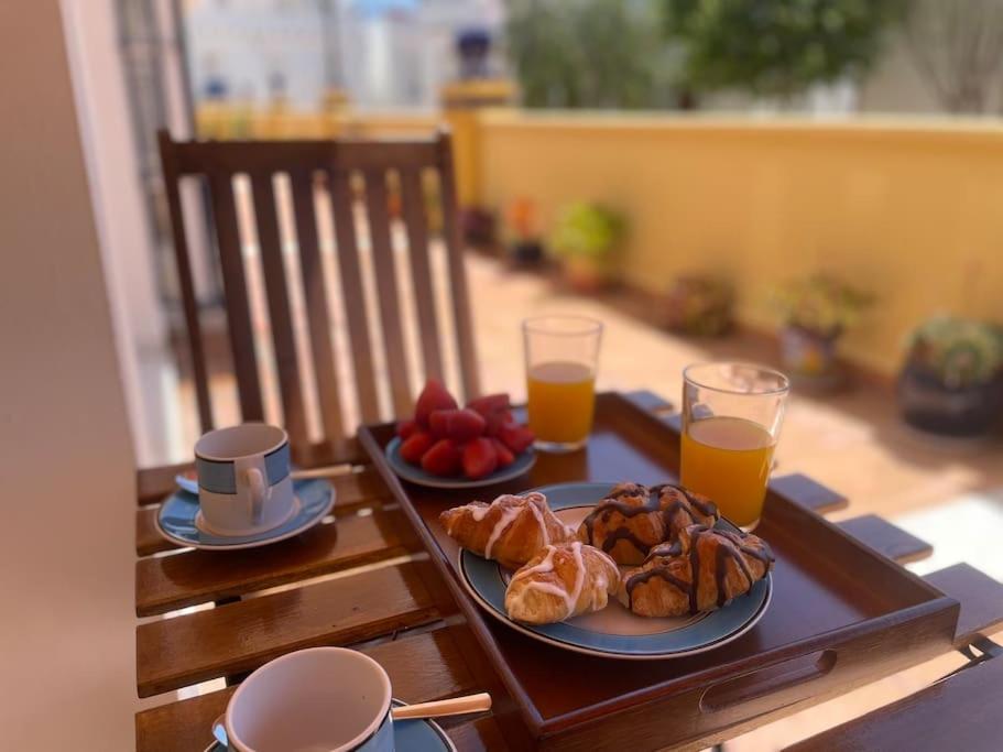 הוילה קוניל דה לה פרונטרה Casa Lola Conil, Azotea Al Mar Y Parking Solo Familias O Parejas מראה חיצוני תמונה